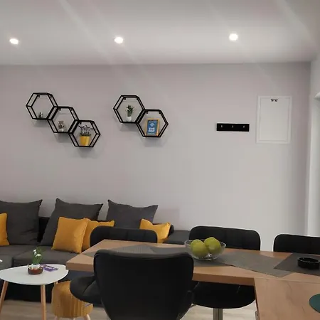 Skavo Apartment *